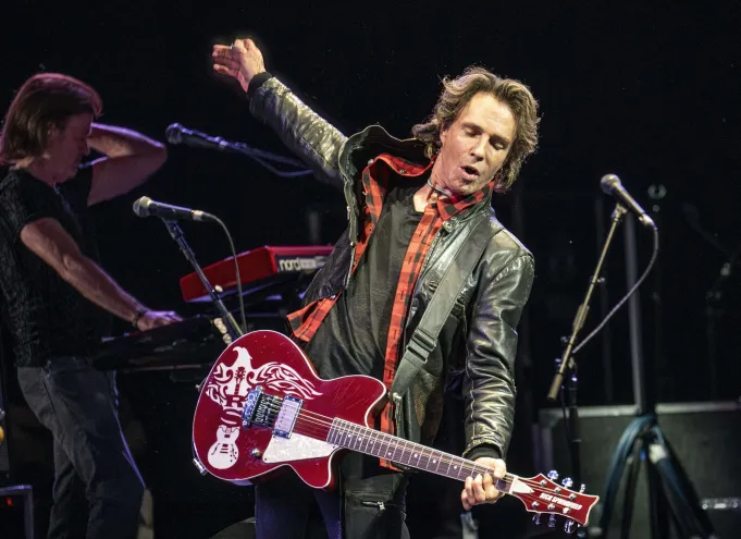 John Waite & John Cafferty and The Beaver Brown Band